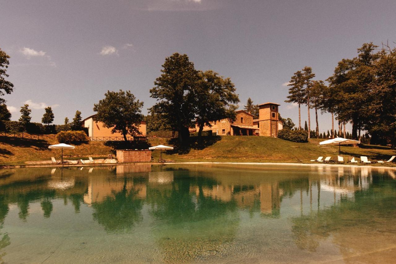 Aparthotel Casale San Galgano Chiusdino Exterior foto